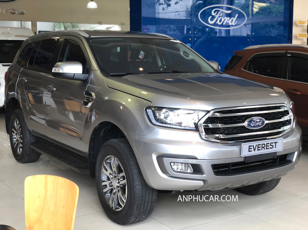 Ford Everest 2019 trend màu bạc